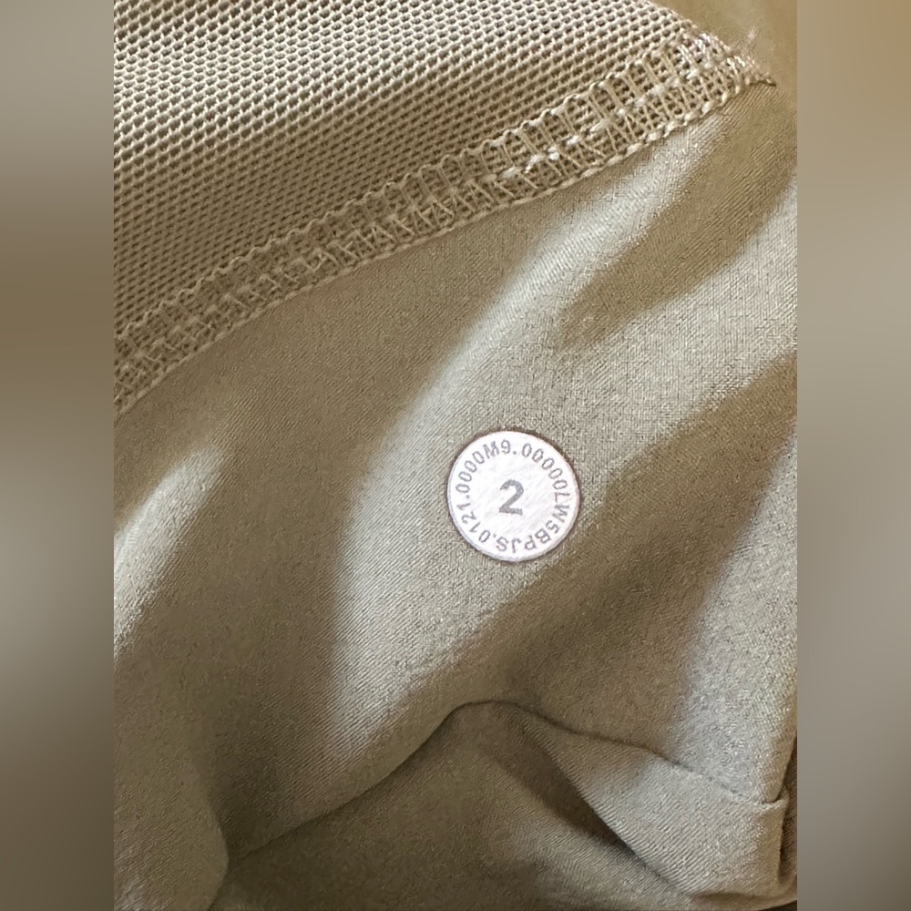 Lululemon On the Fly Jogger Sage Green Size 2 - Picture 3 of 7